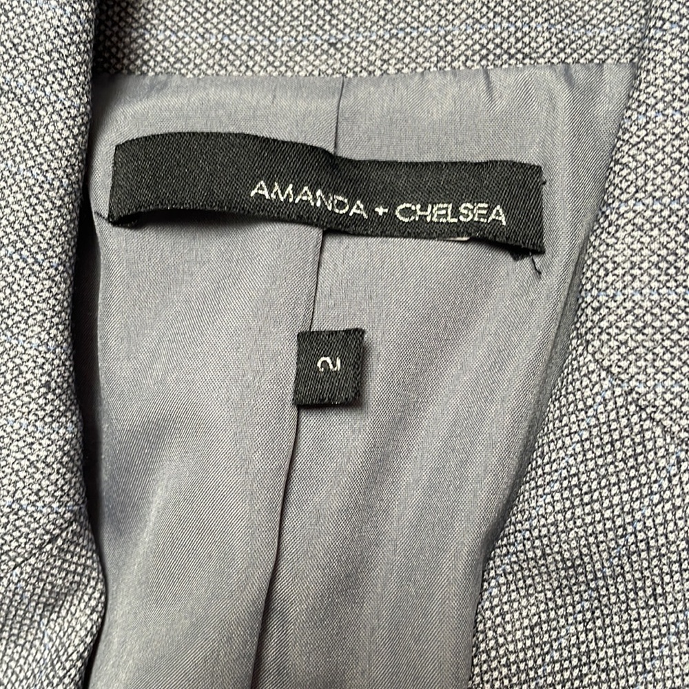 Grey Suit - Picture 5 of 6